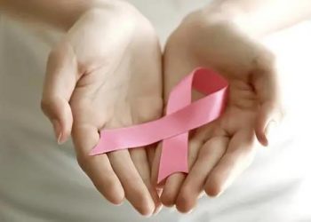 粉红丝带 #粉红发声人 10月「乳腺癌防治月」关爱女性