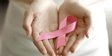 粉红丝带 #粉红发声人 10月「乳腺癌防治月」关爱女性