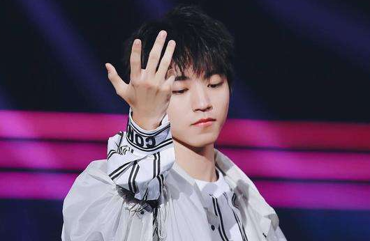 TFBOYS-王俊凯KarryWang工作室解除与英特尔品牌一切合作关系-智诚云集